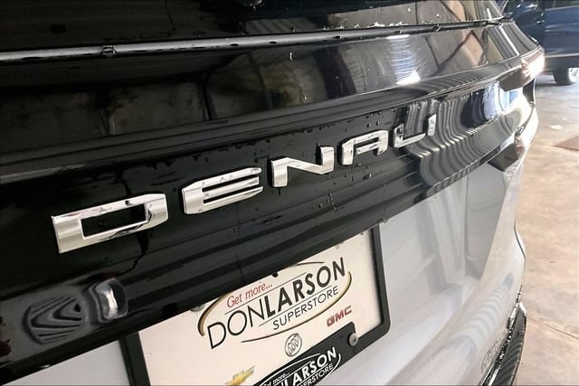 2026 GMC Acadia Denali Ultimate - Photo 7