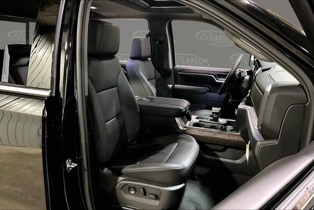 2026 GMC Sierra 1500 SLT - Photo 12