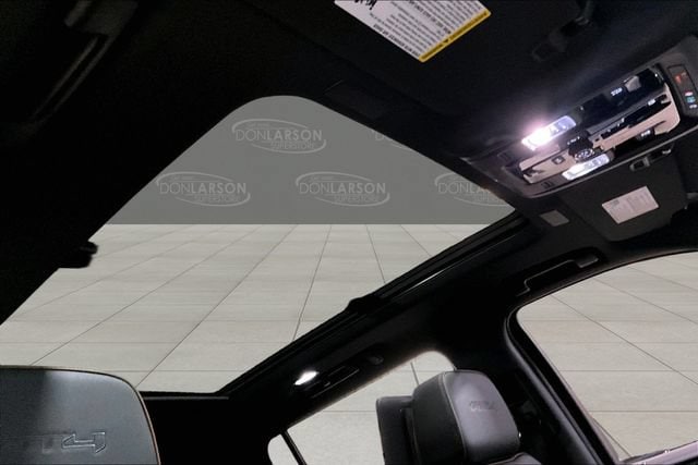 2026 GMC Yukon XL AT4 - Photo 6