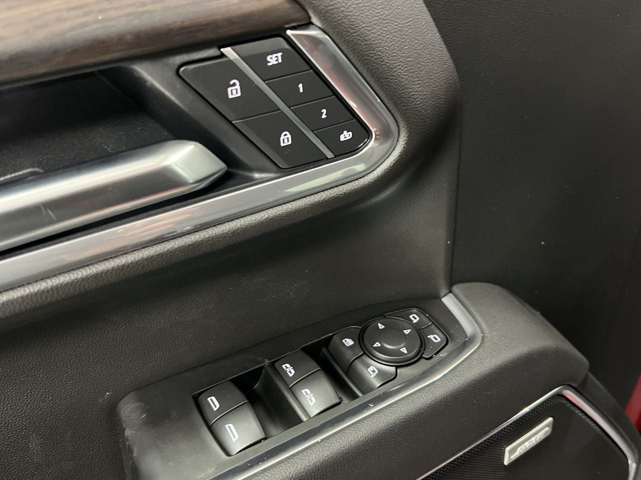 2026 GMC Sierra 1500 SLT - Photo 38