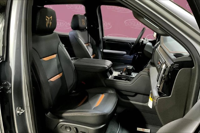 2025 GMC Sierra 1500 AT4 - Photo 13