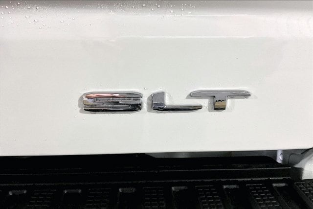 2026 GMC Sierra 1500 SLT - Photo 7