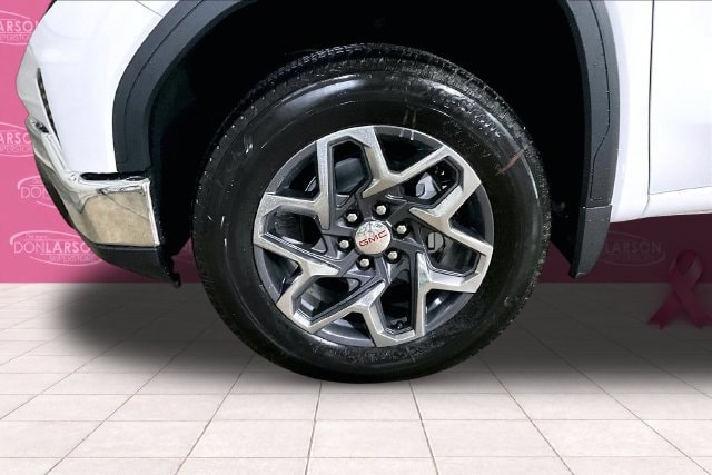 2026 GMC Sierra 1500 SLT - Photo 8