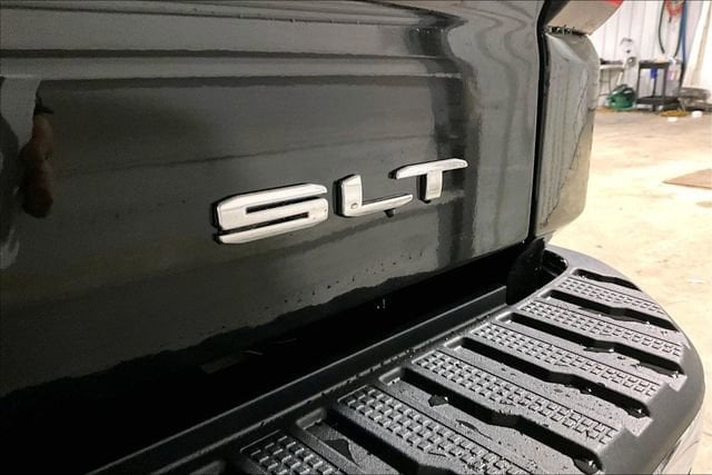 2026 GMC Sierra 1500 SLT - Photo 7
