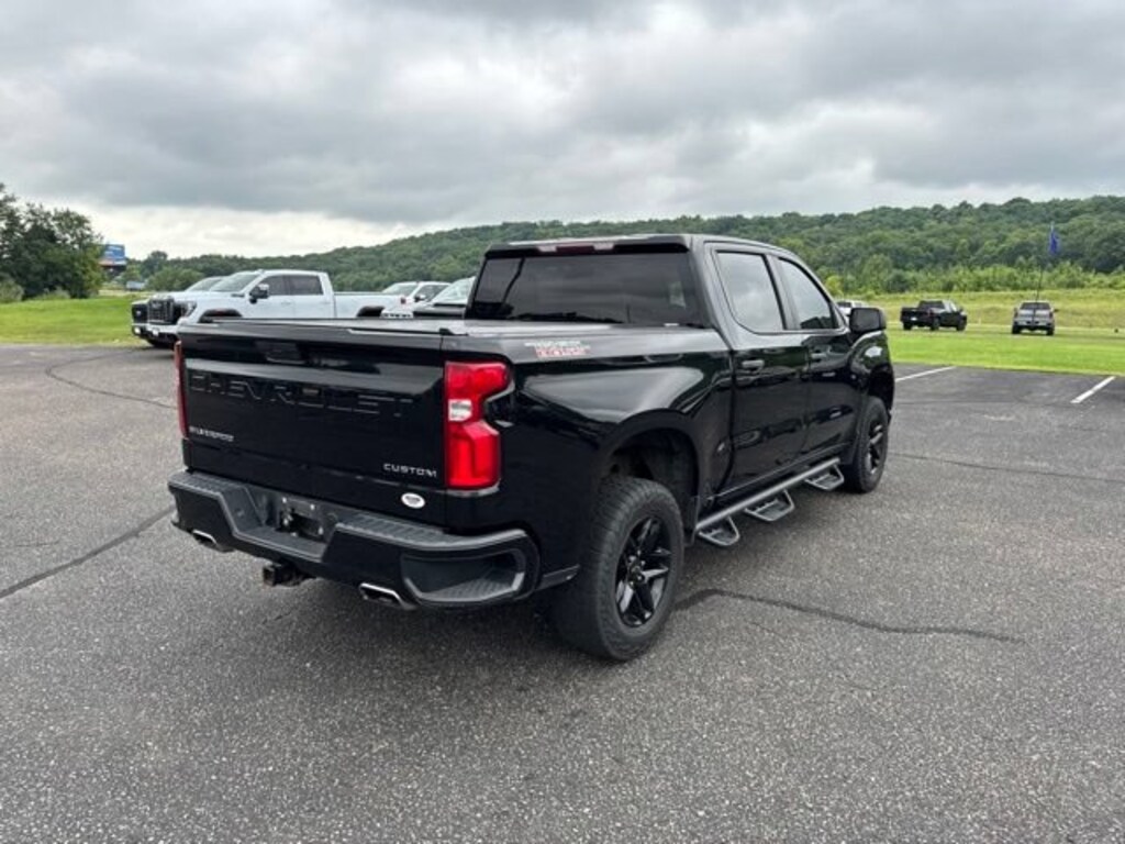Used 2019 Chevrolet Silverado 1500 Custom Trail Boss Truck Crew Cab