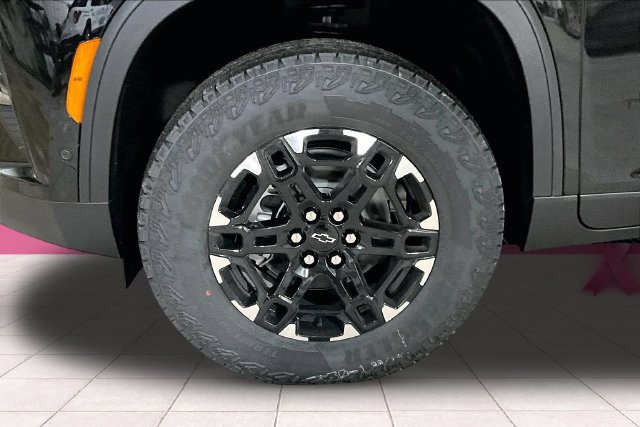 2027 Chevrolet Traverse Z71 - Photo 9