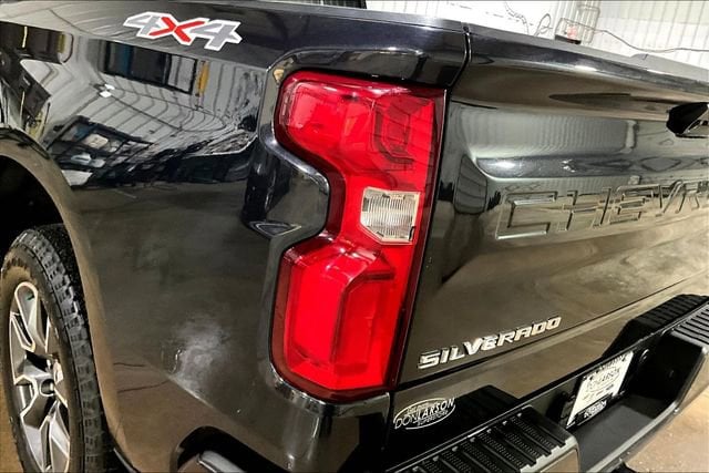 2022 Chevrolet Silverado 1500 RST - Photo 8