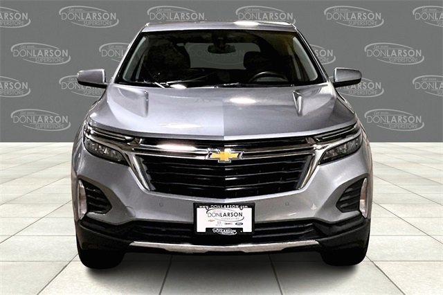 2024 Chevrolet Equinox LT photo 2