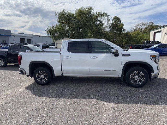 2024 Gmc Sierra 1500 SLT photo 2