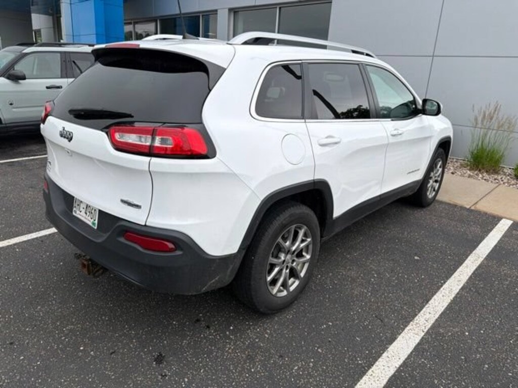 Used 2018 Jeep Cherokee Latitude Plus 4x4 SUV