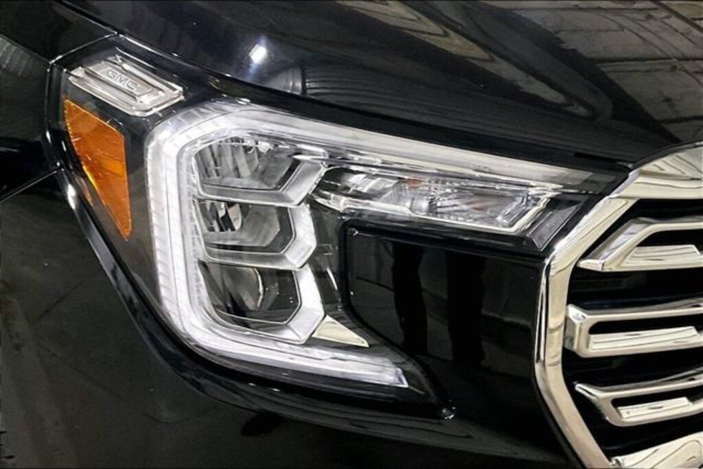 Used 2022 GMC Terrain SLT SUV