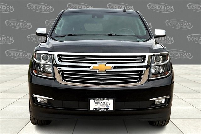 2017 Chevrolet Tahoe Premier photo 2