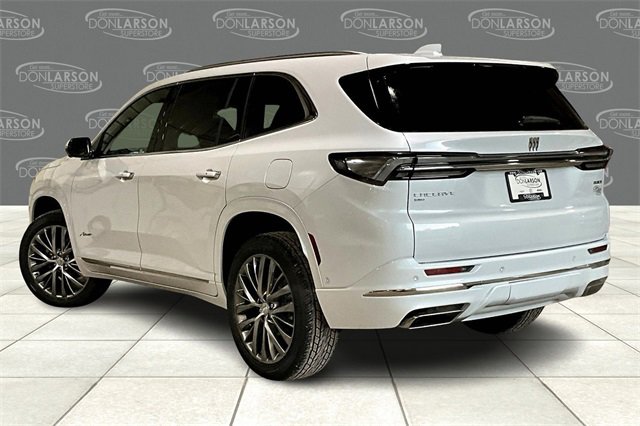2026 Buick Enclave Avenir photo 2