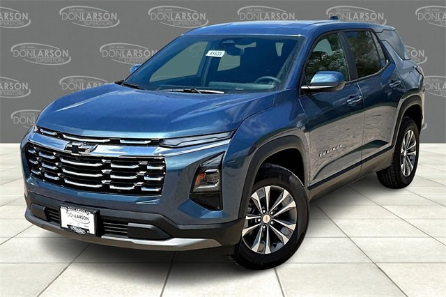 2026 Chevrolet Equinox LT photo 2