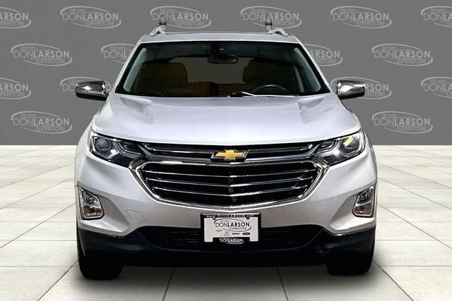 Used 2018 Chevrolet Equinox Premier with VIN 2GNAXVEV8J6101899 for sale in Baraboo, WI