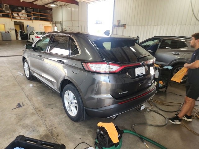 2015 Ford Edge SEL photo 4