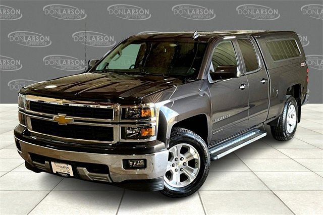 2015 Chevrolet Silverado 1500 LT photo 2