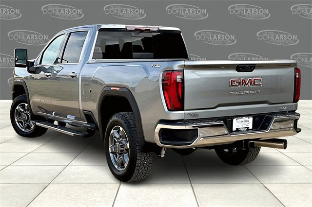 2026 Gmc Sierra 2500 HD SLT photo 3