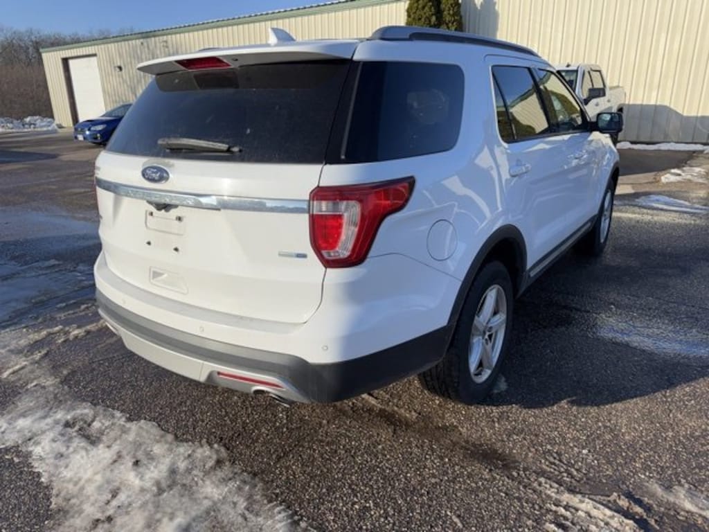 Used 2016 Ford Explorer XLT SUV