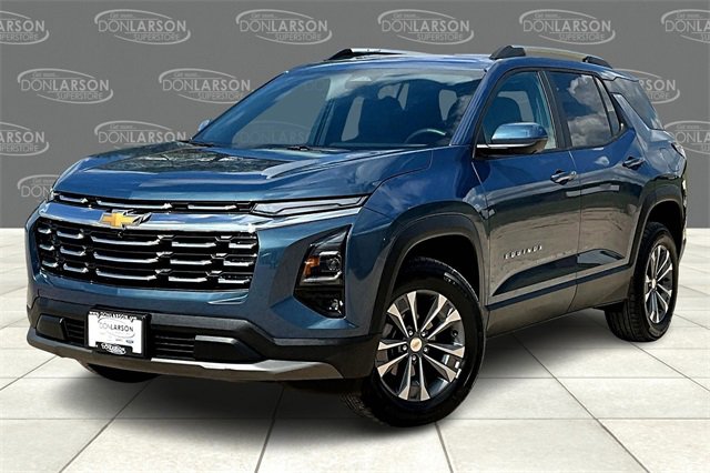 2025 Chevrolet Equinox LT photo 3