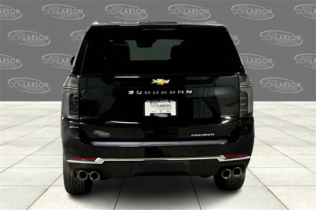 2025 Chevrolet Suburban Premier photo 4