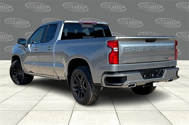 2026 Chevrolet Silverado 1500 RST photo 3