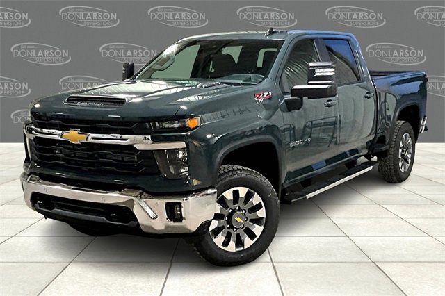 2025 Chevrolet Silverado 2500HD LT photo 2