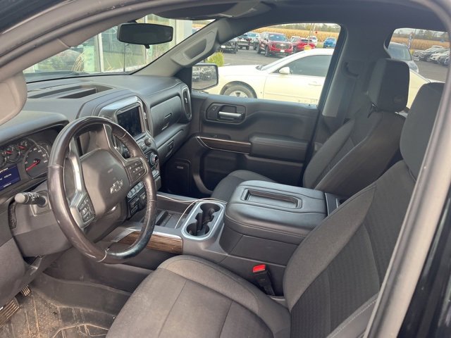 2021 Chevrolet Silverado 1500 RST photo 3