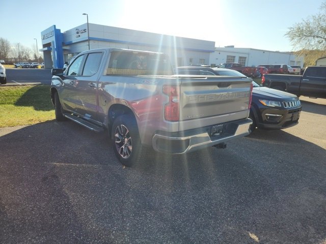 2023 Chevrolet Silverado 1500 LT photo 4