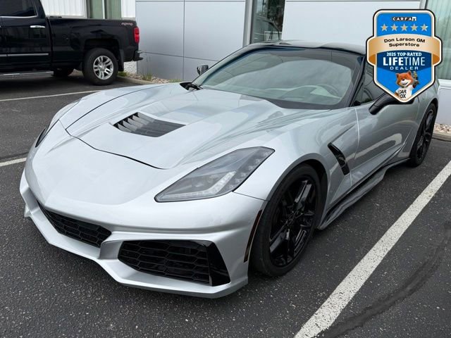2015 Chevrolet Corvette Stingray Coupe w/Z51's photo