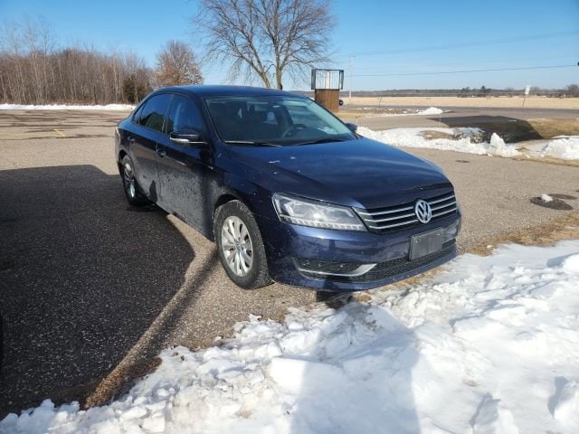 2014 Volkswagen Passat S