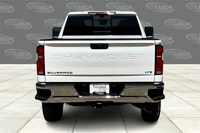 2025 Chevrolet Silverado 2500HD LTZ photo 4