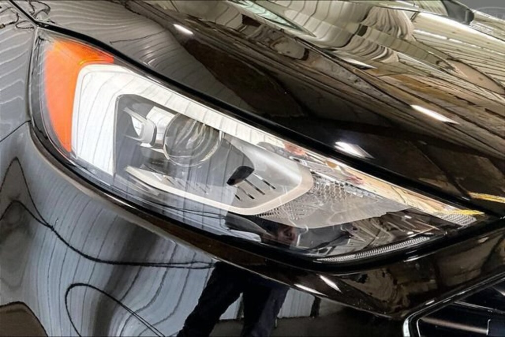 Used 2024 Ford Edge SE SUV