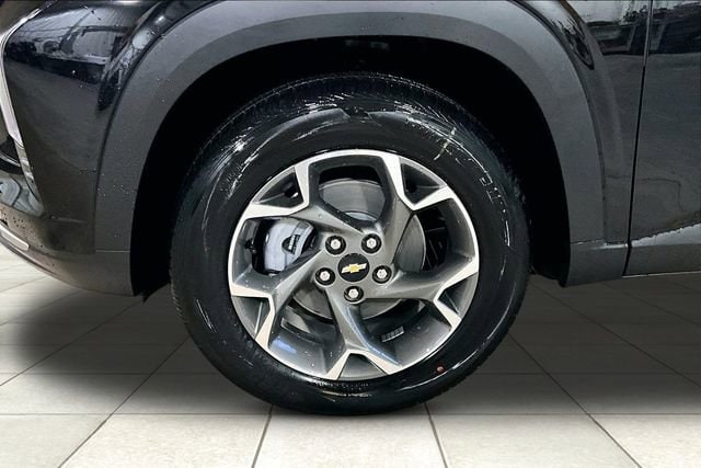 2026 Chevrolet Trax LT - Photo 7