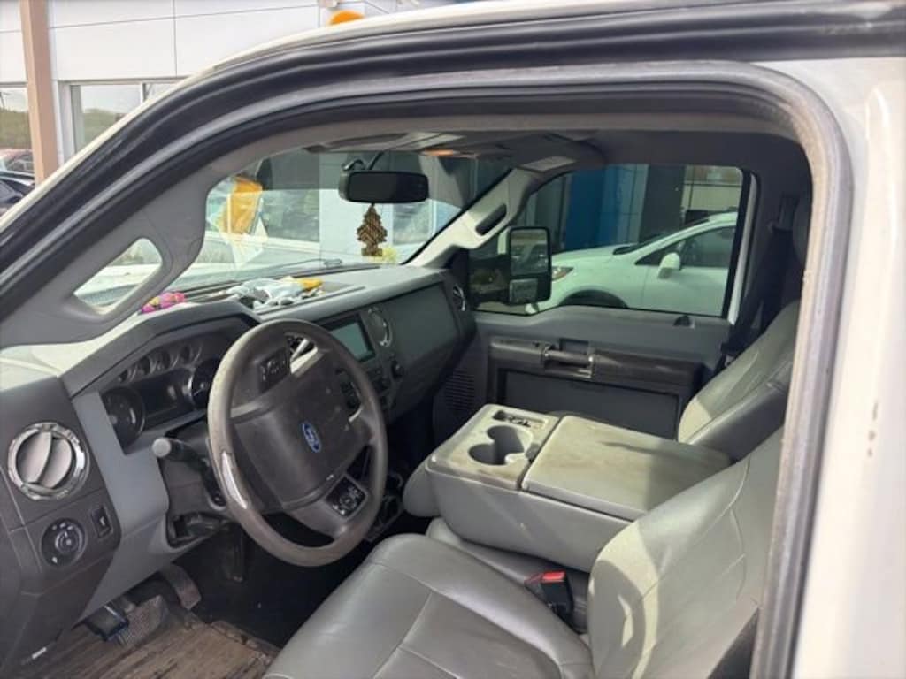 Used 2012 Ford F-250 XLT Truck Crew Cab