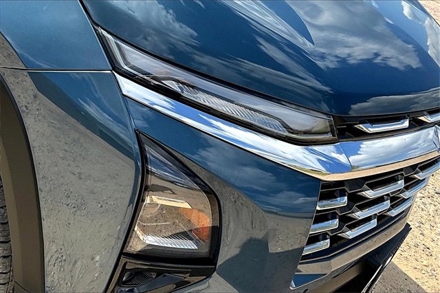 2025 Chevrolet Equinox LT photo 4