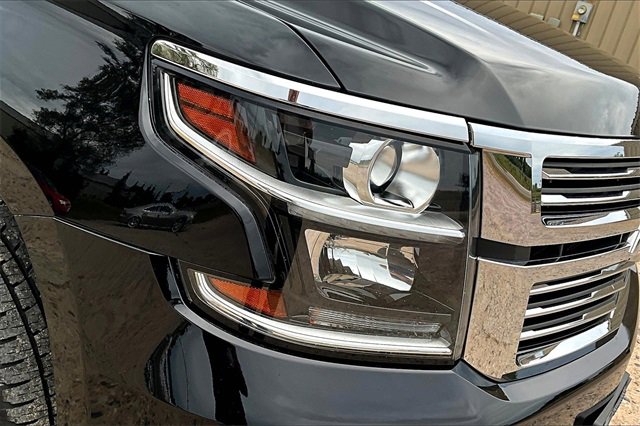 2017 Chevrolet Tahoe Premier photo 4