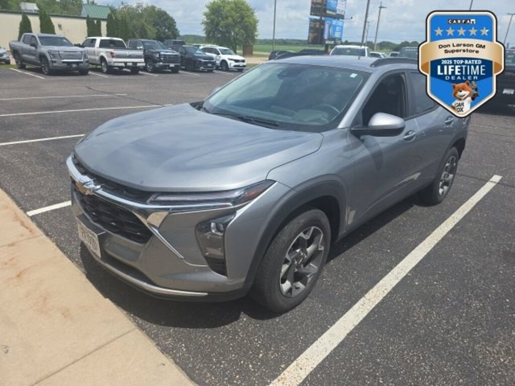 Used 2024 Chevrolet Trax LT SUV