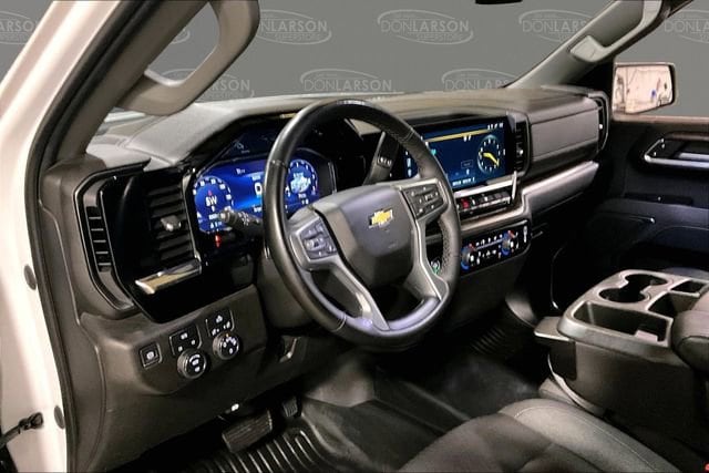 2023 Chevrolet Silverado 1500 LT - Photo 18