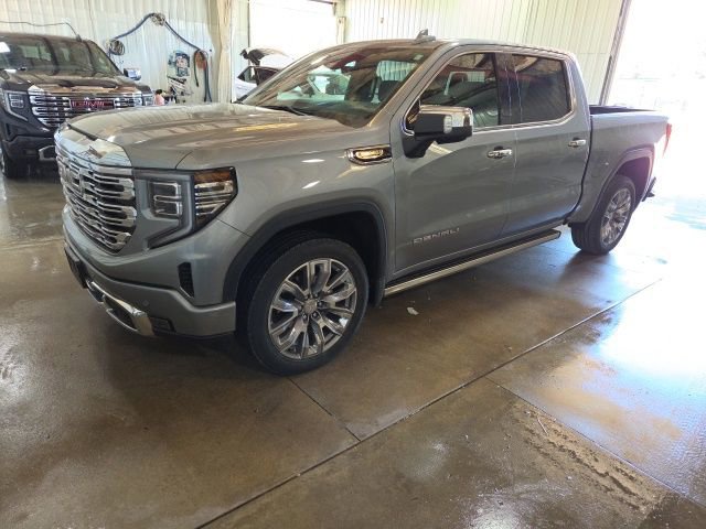 2025 GMC Sierra 4WD Crew Cab Short Box Denali's photo
