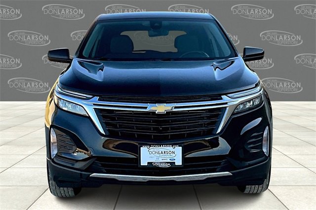 2023 Chevrolet Equinox LT photo 2