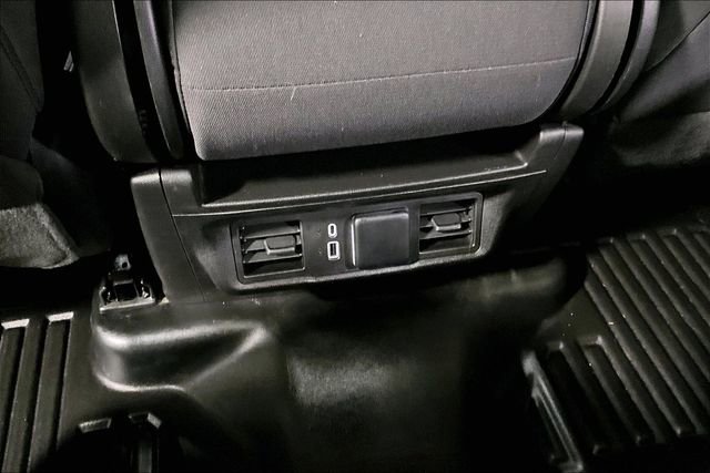 2023 Chevrolet Silverado 1500 LT - Photo 27