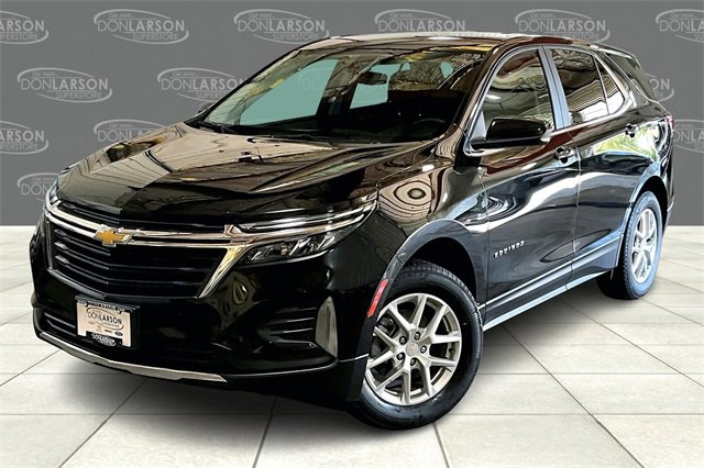 2024 Chevrolet Equinox LT photo 2