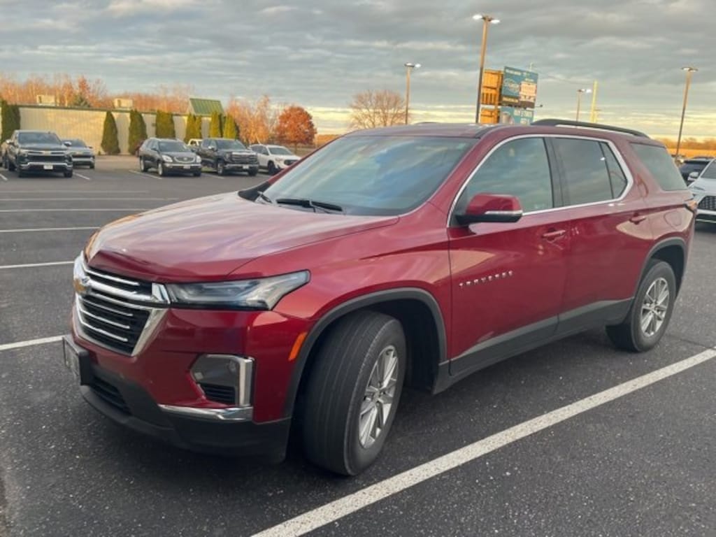 Certified 2023 Chevrolet Traverse LT Cloth SUV