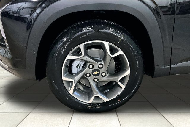 2026 Chevrolet Trax LT - Photo 9