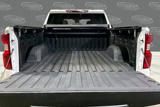2023 Chevrolet Silverado 1500 LT - Photo 9