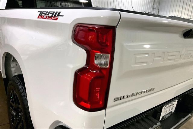 2024 Chevrolet Silverado 1500 LT Trail Boss - Photo 8
