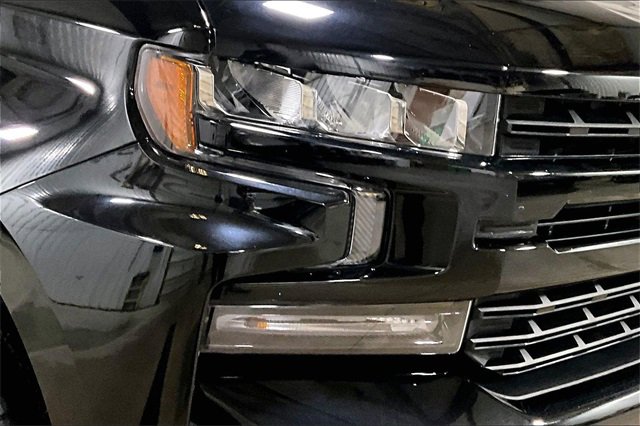 2022 Chevrolet Silverado 1500 RST photo 2