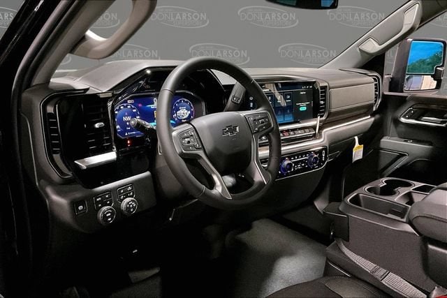 2026 Chevrolet Silverado 3500HD LT - Photo 8