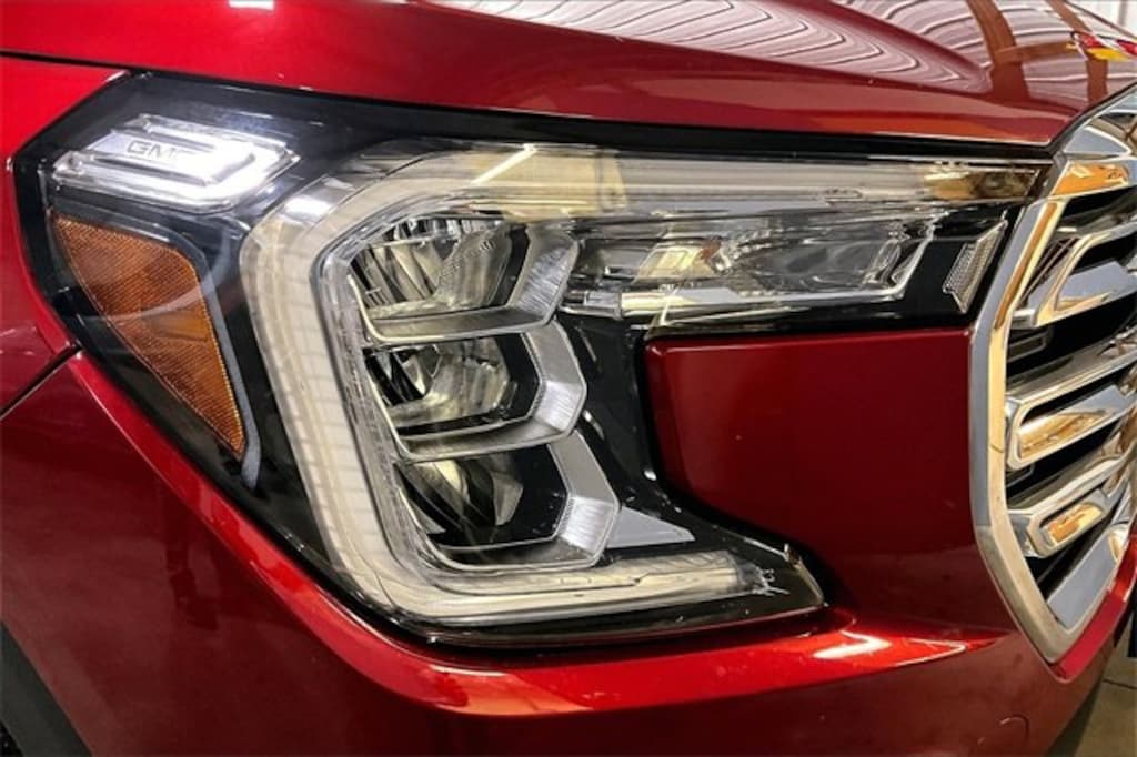 Used 2022 GMC Terrain SLT SUV